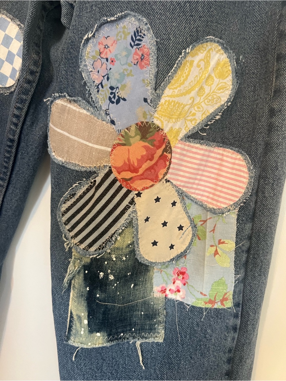Upcycled Wrangler Blue Floral applique Patchwork Jeans - Picture 9 of 10